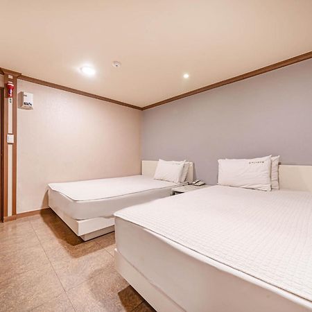 Top Motel Busan Exterior photo