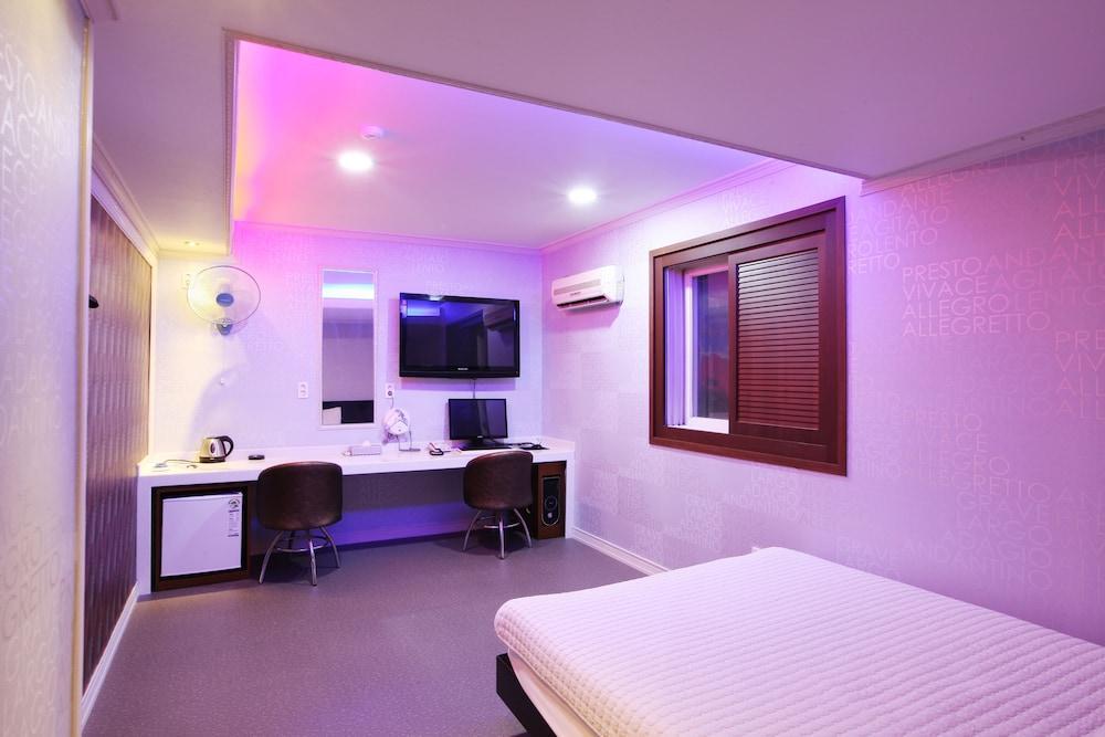 Top Motel Busan Exterior photo