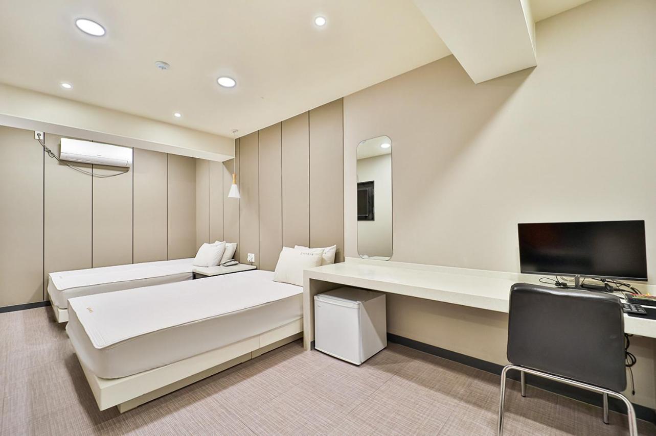 Top Motel Busan Exterior photo